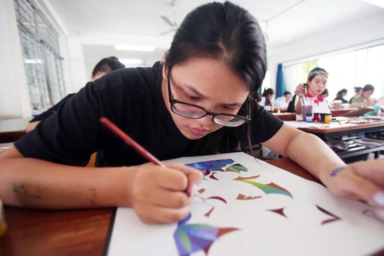 tuyển sinh của trường nghệ thuật, năng khiếu