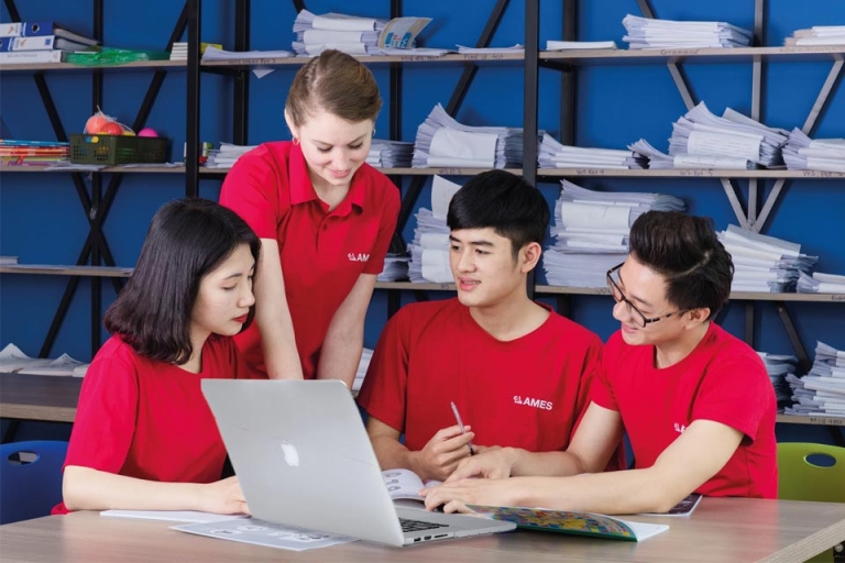 học tiếng Anh online với giáo viên bản ngữ