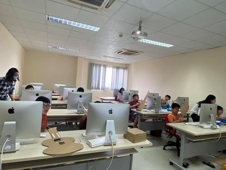 Phòng máy tính tại iCity