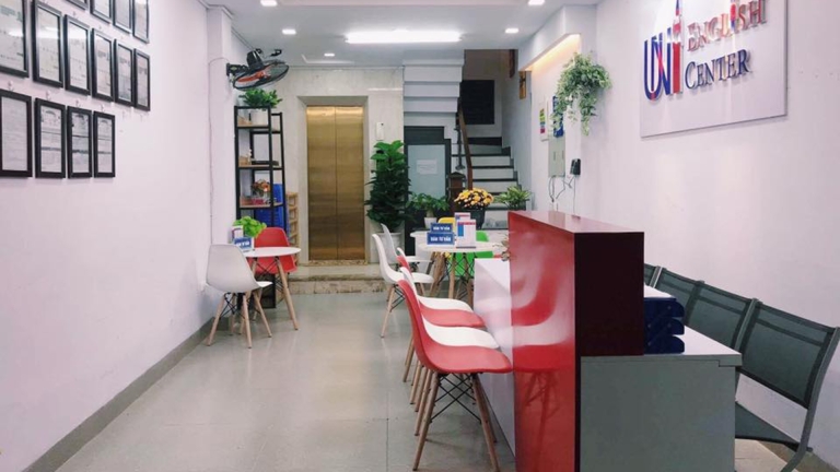 Uni English Center