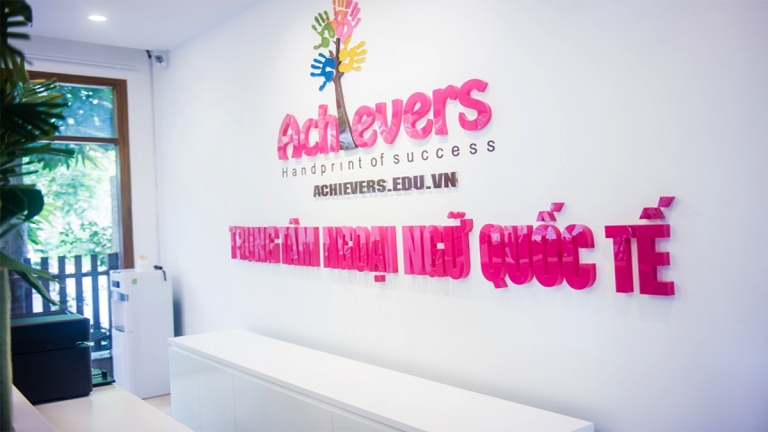 Trung tâm Ngoại ngữ Quốc tế Achievers