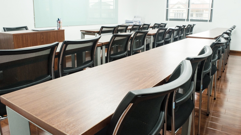 Học Viện DOL English – IELTS Đình Lực