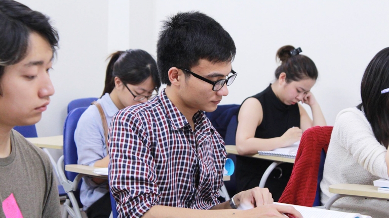 Trung Tâm Tiếng Anh Etrain