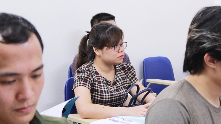 Trung Tâm Tiếng Anh Etrain