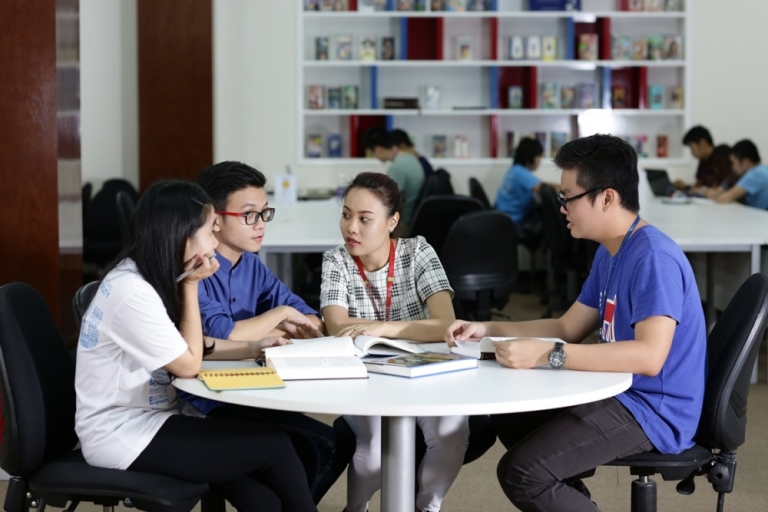 Không khí học tập vui vẻ tại Daruma sẽ khơi gợi đam mê tiếng Nhật của học viên (nguồn: heucollege)