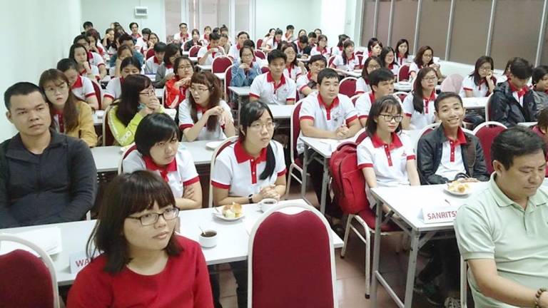 Trung Tâm Tiếng Nhật và Du học Redbook