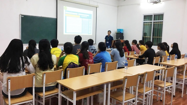 Trung Tâm Ngoại ngữ Và Đào Tạo Quốc Tế