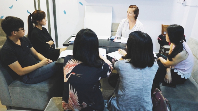 Câu Lạc Bộ Tiếng Anh Ehouse