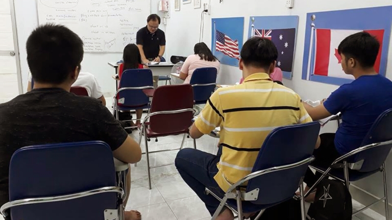 Anh Văn Theo Yêu Cầu Thầy Thái