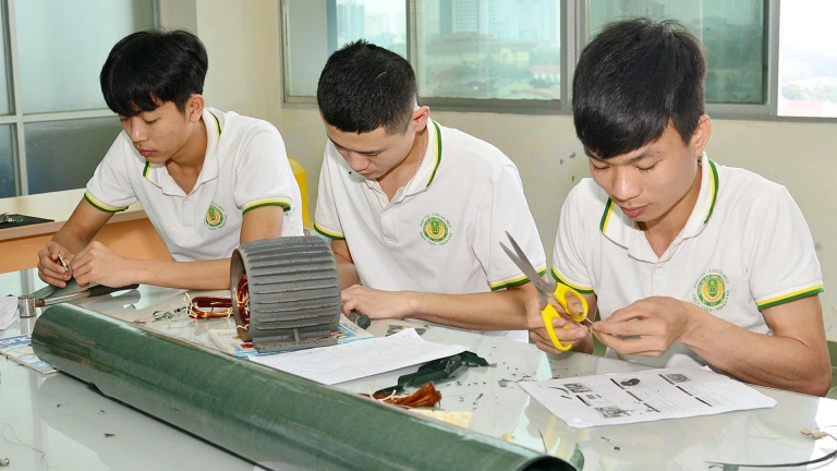 Đại học Công nghiệp Vinh