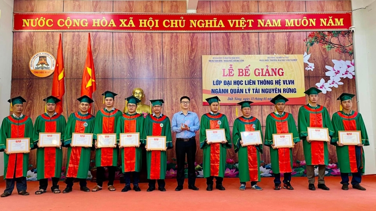 Đại học Lâm Nghiệp Đồng Nai