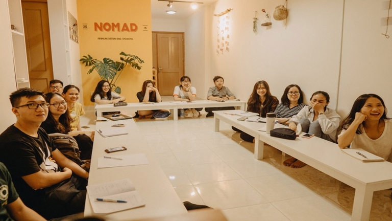 Trung tâm Nomad English