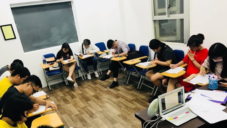 Trung Tâm Anh Ngữ English Guide