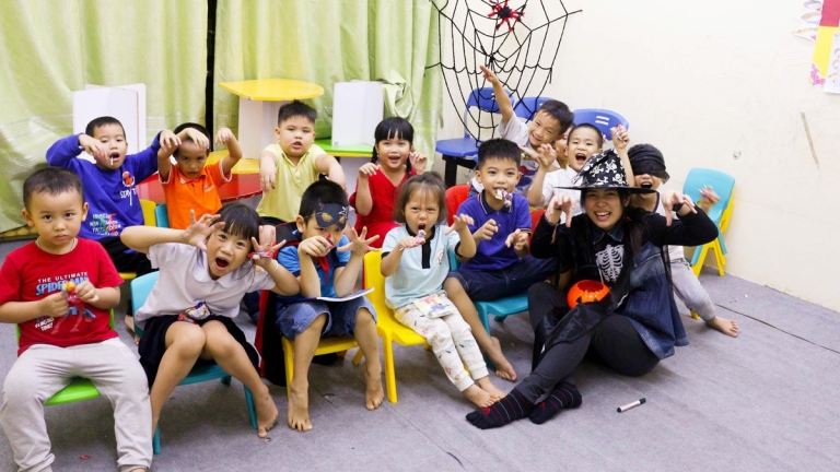 Trung Tâm Ngoại Ngữ Và Du Học Quốc Tế EDS