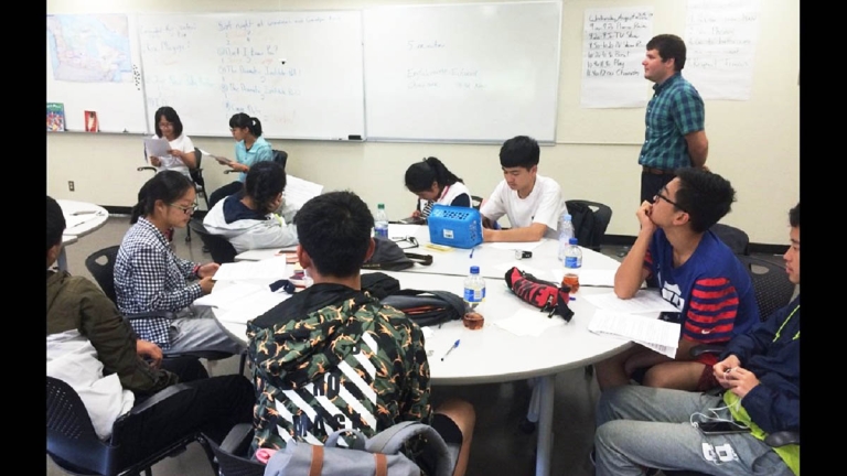 Trung Tâm Ngoại Ngữ Trường Cao Đắng Lý Tự Trọng