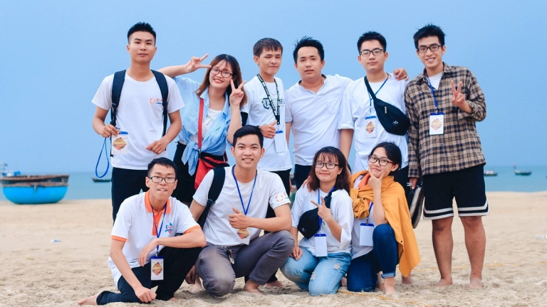 Trung Tâm Tiếng Anh D.C.N