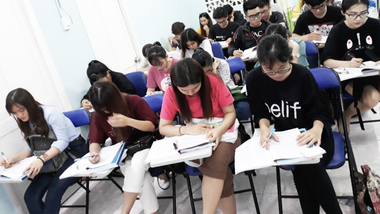 Trung tâm tiếng Anh TOEIC - Speaking Ms. Ngọc