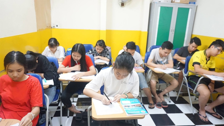 Trung tâm Ngoại ngữ Golden Key