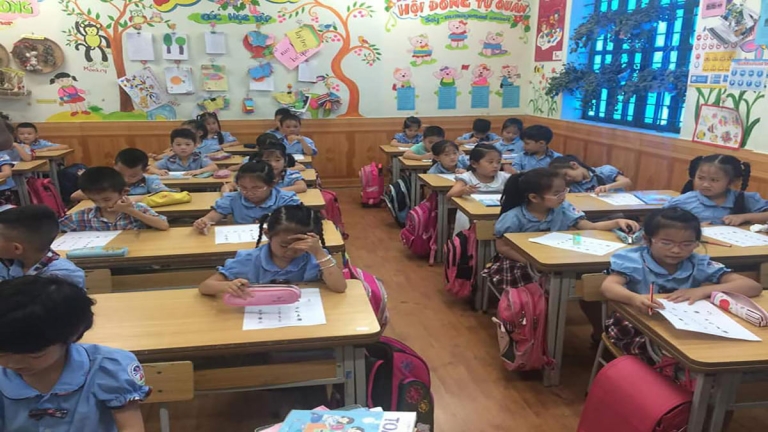 Trung tâm Ngoại ngữ Clever Land