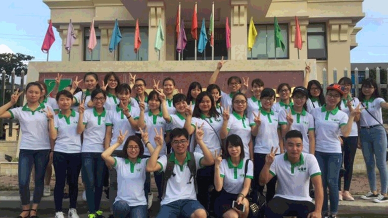 Trung tâm tiếng Anh Royal English