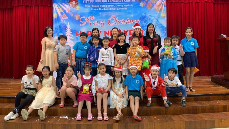 Trung tâm Ngoại ngữ Việt Úc Quảng Ngãi