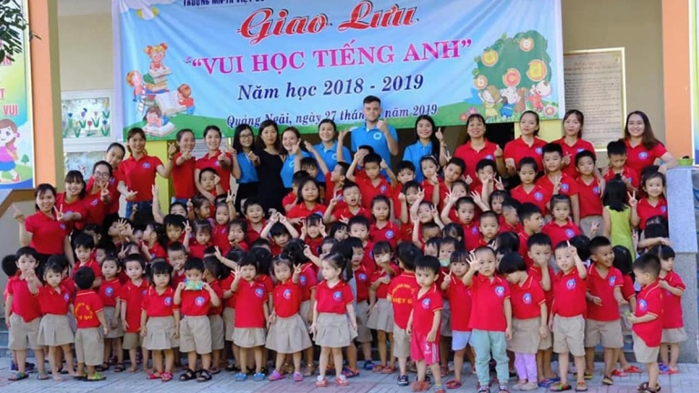 Trung tâm Ngoại ngữ Việt Úc Quảng Ngãi