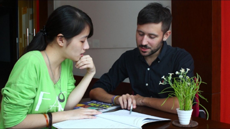 Trường Anh Ngữ Quốc Tế Hello