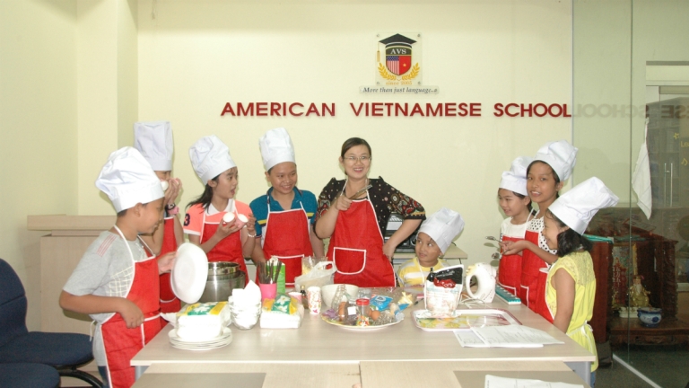 Trường Anh Ngữ Quốc Tế Việt Mỹ (AVS)