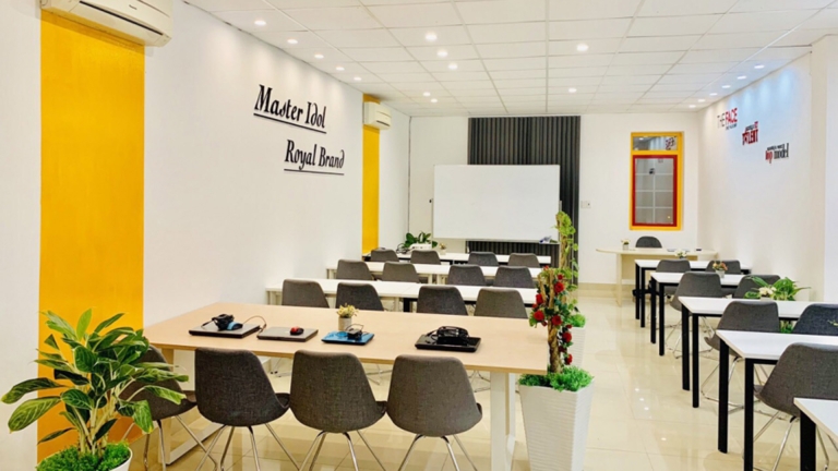 Trường Trung cấp Quốc tế Khôi Việt (KVI)