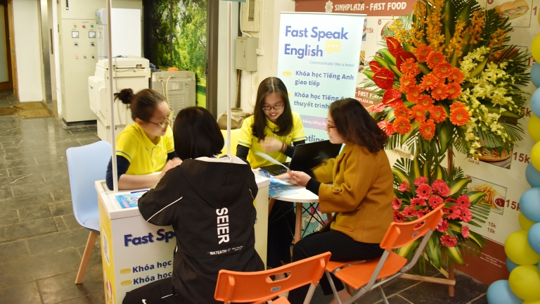 Trung tâm Fast Speak English