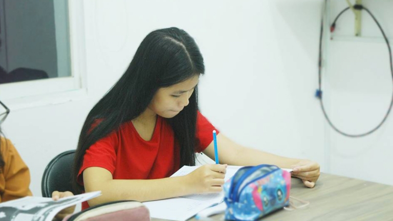 Trung Tâm Ngoại Ngữ Trí Việt Trẻ