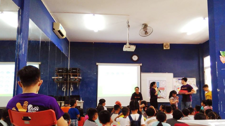 Trung Tâm Ngoại Ngữ Trí Việt Trẻ