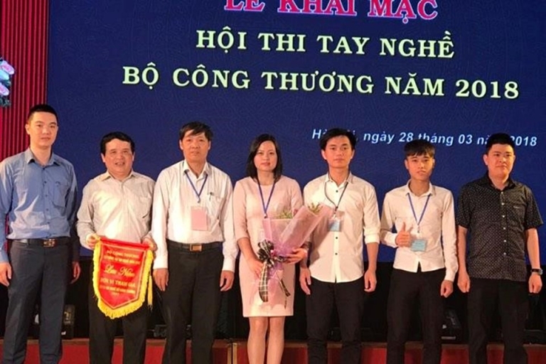 truong-cao-dang-kinh-te-cong-nghiep-ha-noi-2