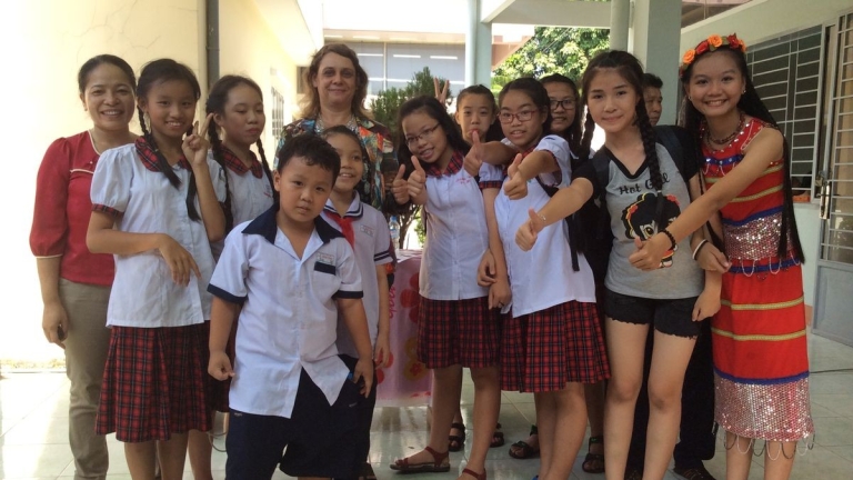 Trung tâm Ngoại ngữ - Tin học Tri Thức Việt