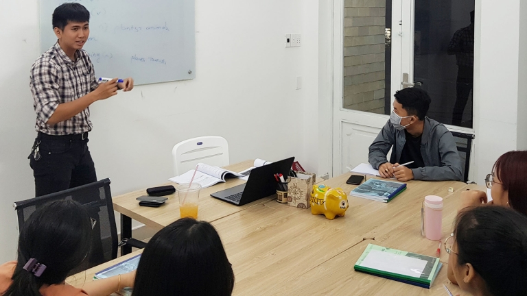 Trung tâm Nest Academy