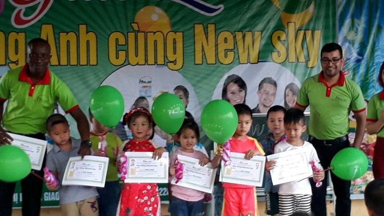 Trung tâm Ngoại ngữ Quốc tế New Sky