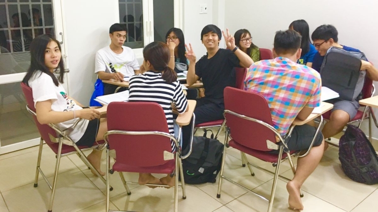 Trung tâm Anh ngữ  Harry's English Class