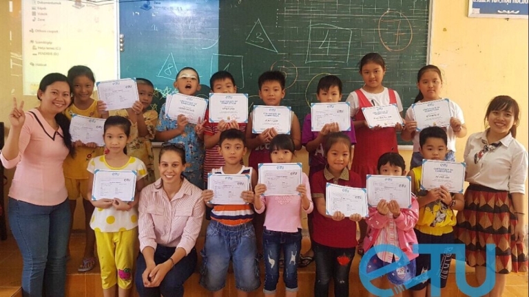 Trung tâm Anh ngữ  English The Universe ETU