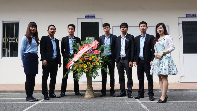 Trung tâm Ngoại ngữ - Du học Việt Thắng