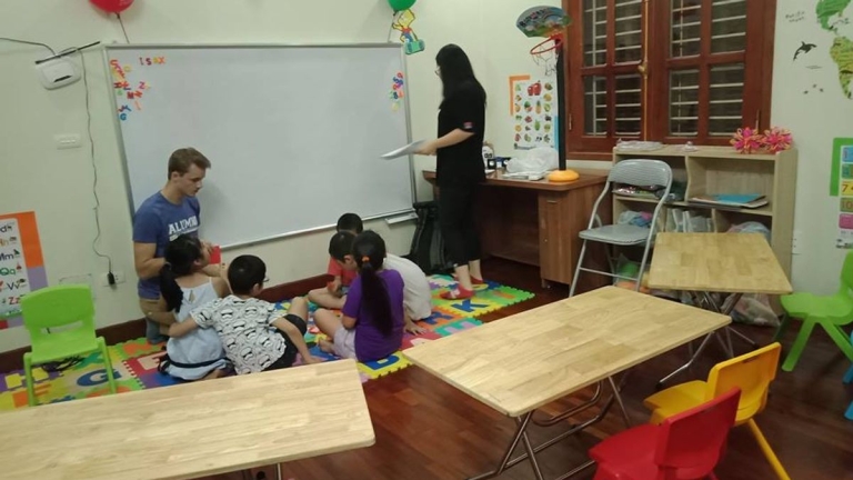 Trung tâm The English Connection