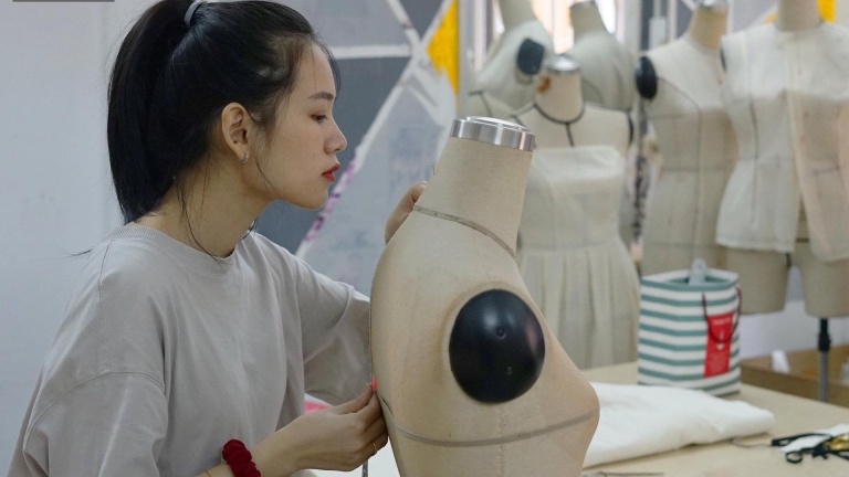 Học Thiết kế Thời trang DEC