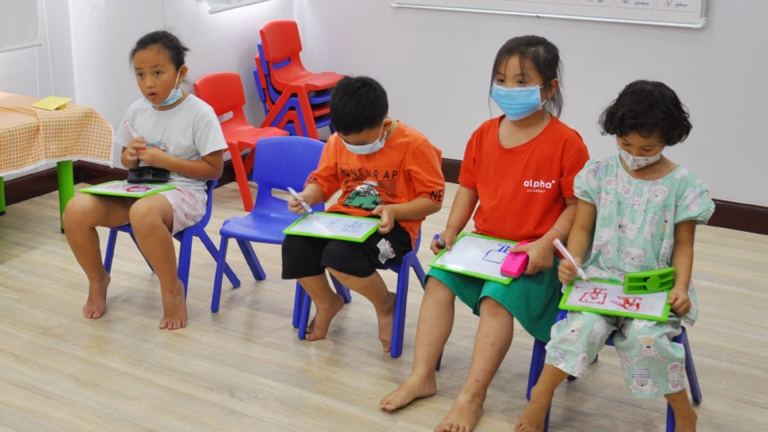 Trung tâm Anh ngữ Alpha Academy