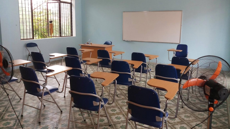 Trung tâm Anh văn giao tiếp Tin Tiến