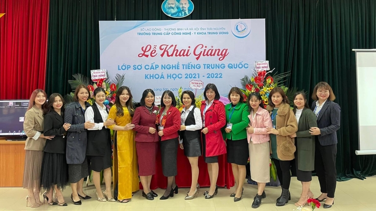 Cao đẳng Công nghệ Y Dược Việt Nam