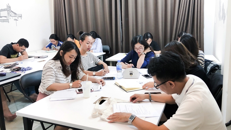 Trung tâm Anh ngữ WESET