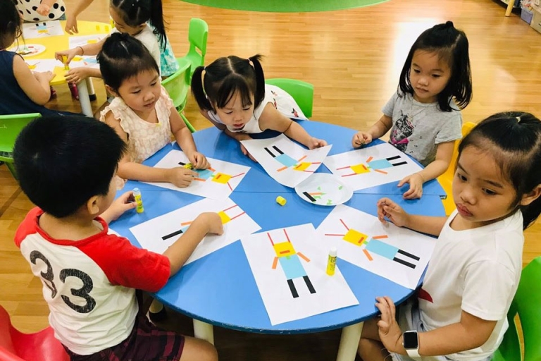 Đội ngũ giáo viên tâm huyết tại đây sẽ giúp trẻ trang bị những kỹ năng cần thiết cho cuộc sống