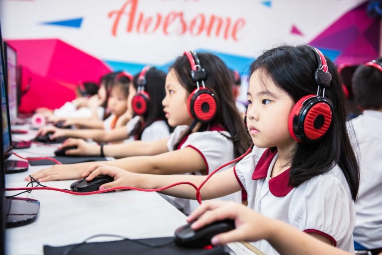TIS sở hữu cơ sở vật chất hiện đại