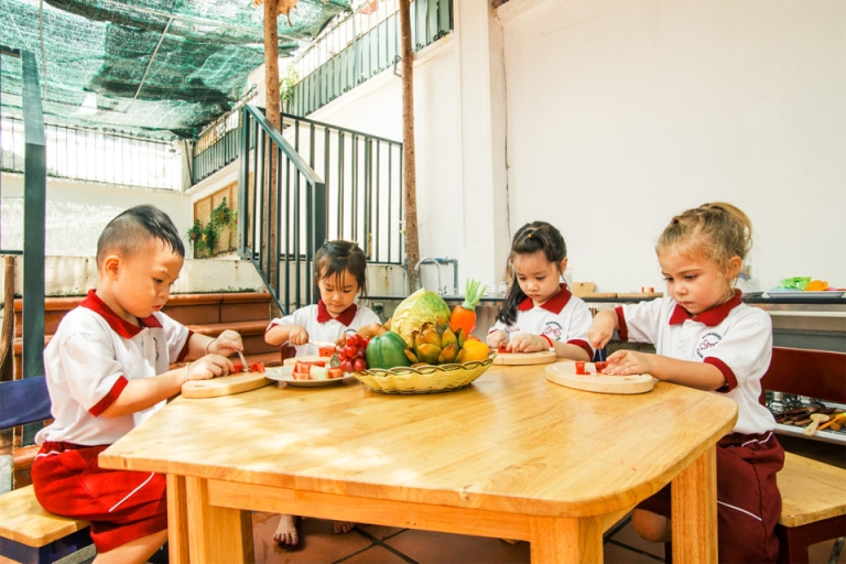 Wonderkids Montessori Shool mang đến cho con những lợi ích gì?