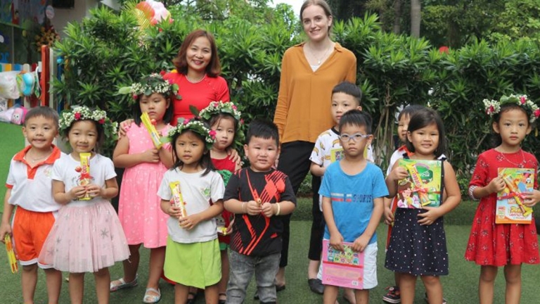 Trường Mầm non Song ngữ Quốc tế IvyKids