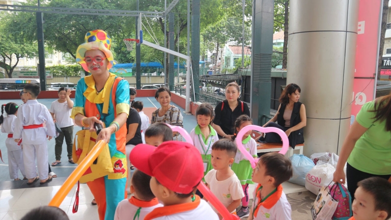 Trường Mầm non Song ngữ Quốc tế IvyKids